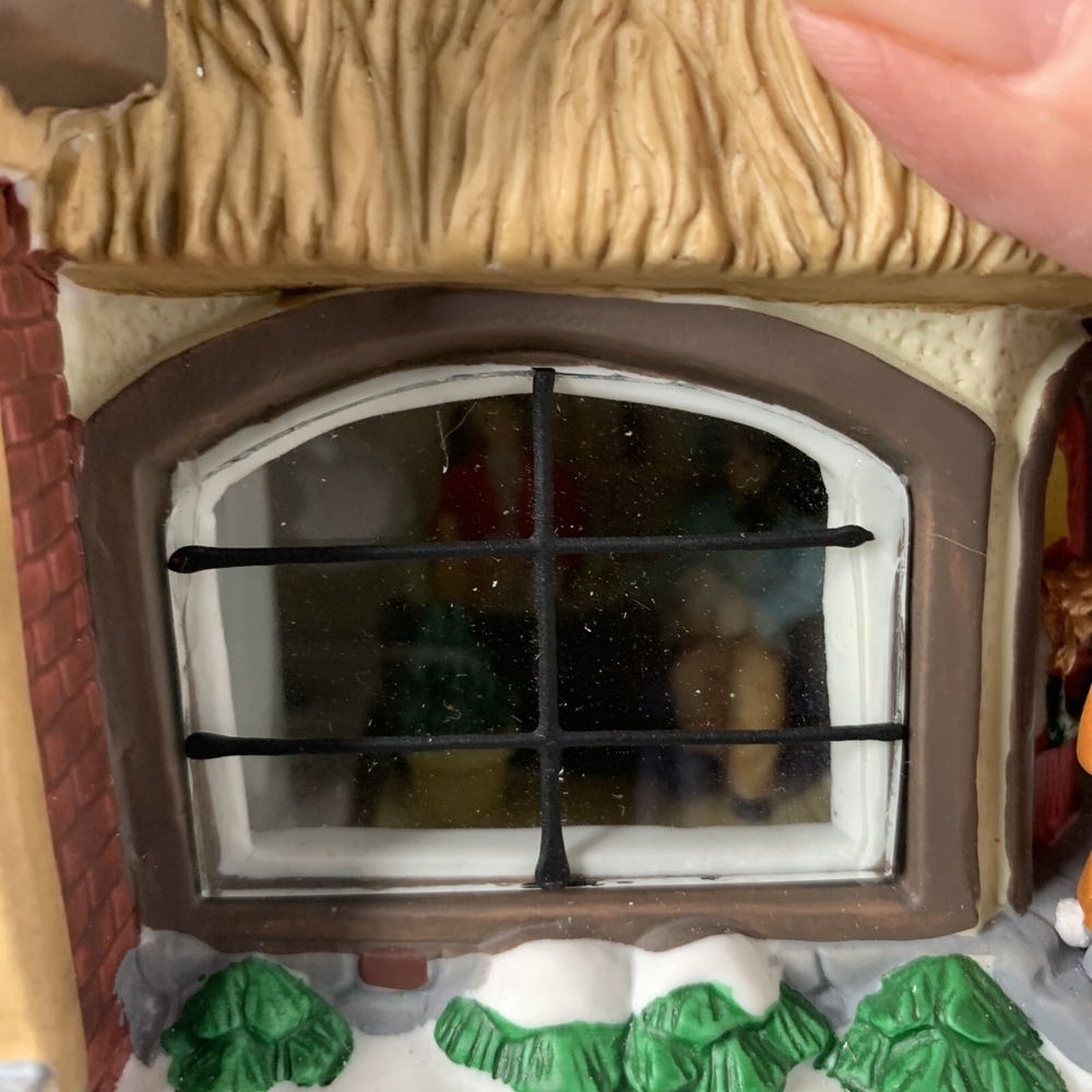 Lemax Enchanted Forest Glass Window House Mill Tavern Figurines Inside And Out - Picture 6 of 11